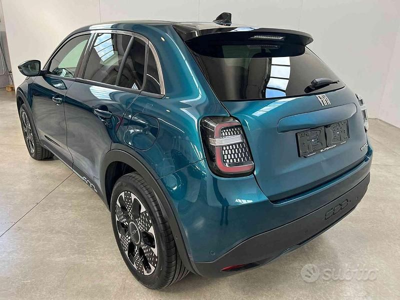 Usata Fiat 600 La Prima 110 CV (80 kW) 2025 Verde SUV