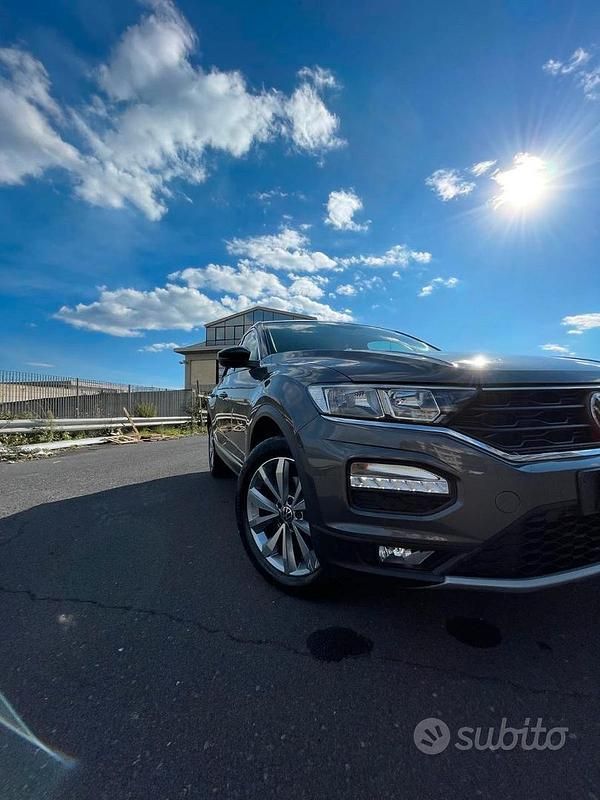 Usata VW T-Roc Advance 116 CV (85 kW) 2021 Grigio SUV