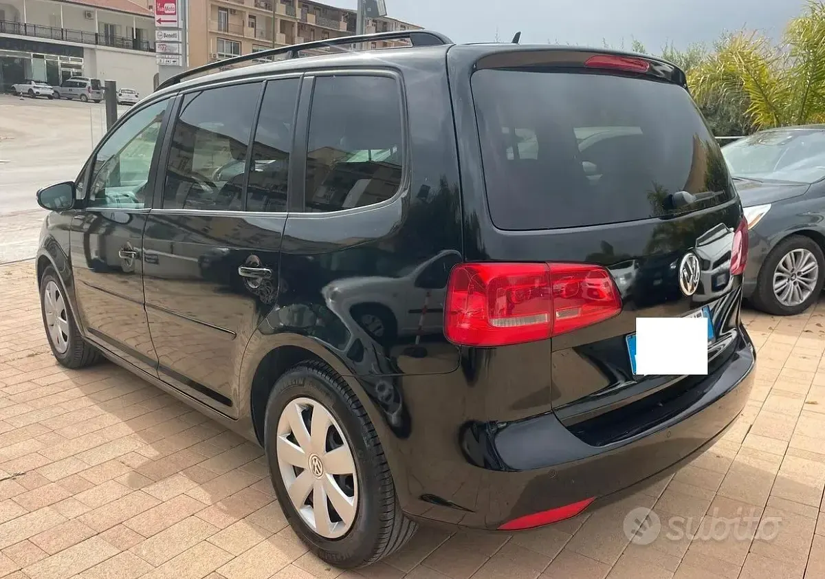 Usata VW Touran 110 CV (80 kW) 2016 Nero Monovolume