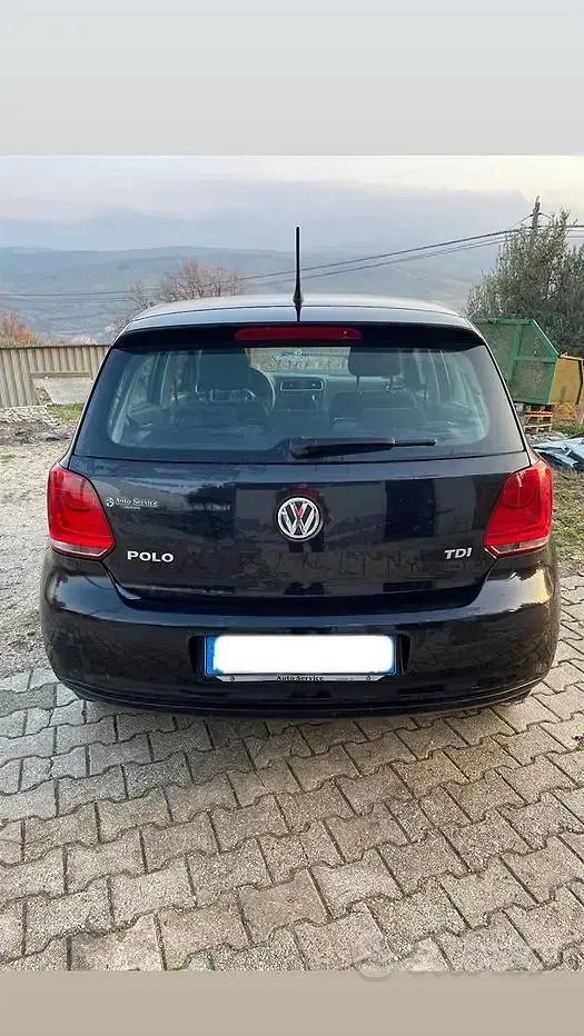 Usata VW Polo Comfortline 75 CV (55 kW) 2014 Nero Utilitaria