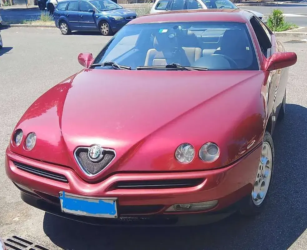 Usata Alfa Romeo GTV Lusso 150 CV (110 kW) 1995 Rosso Coupé