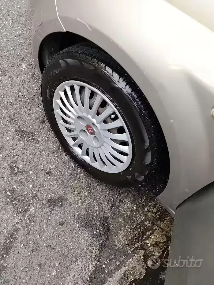 Usata Fiat Punto 65 CV (47 kW) 2008 Utilitaria