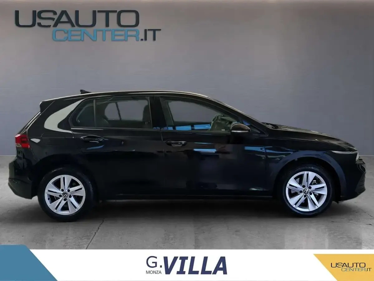 Usata VW Golf VIII Life 150 CV (110 kW) 2022 Nero Berlina