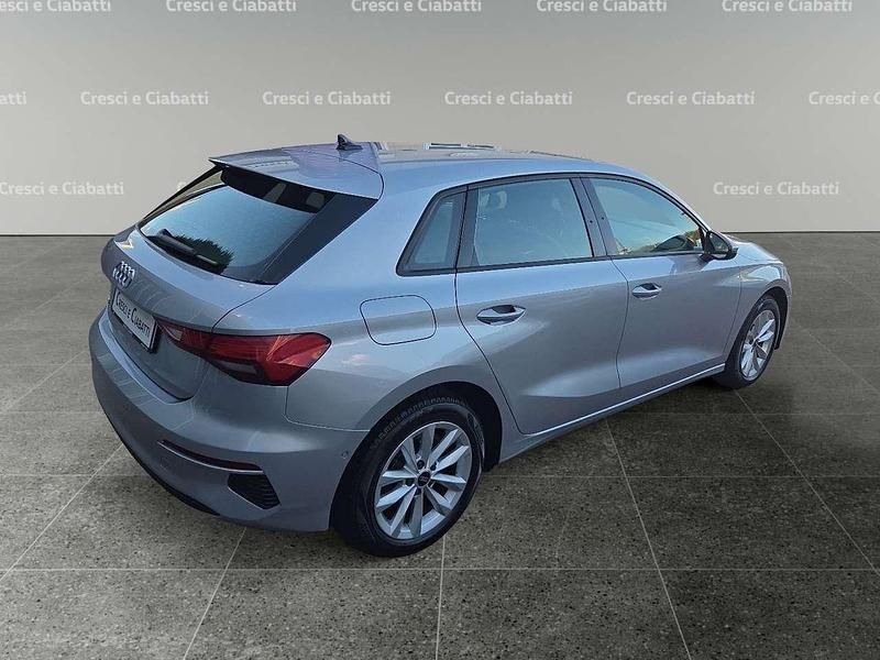 Usata Audi A3 Business 110 CV (80 kW) 2022 Argento Berlina