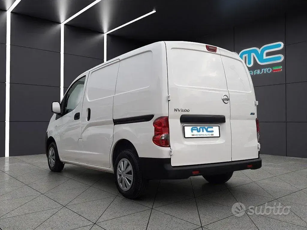 Usata Nissan NV200 86 CV (63 kW) 2010 Bianco Monovolume