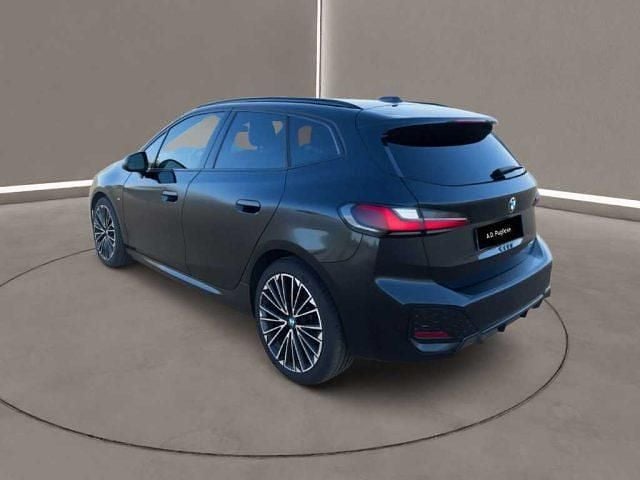 Usata BMW 218 Active Tourer M Sport 149 CV (109 kW) 2025 Nero Monovolume