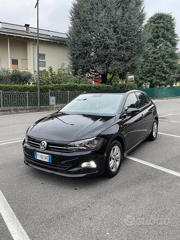 Nero Usata 2019 VW Polo Tre volumi | 11.499 € (Ottimo prezzo) - Immagine 1/4
