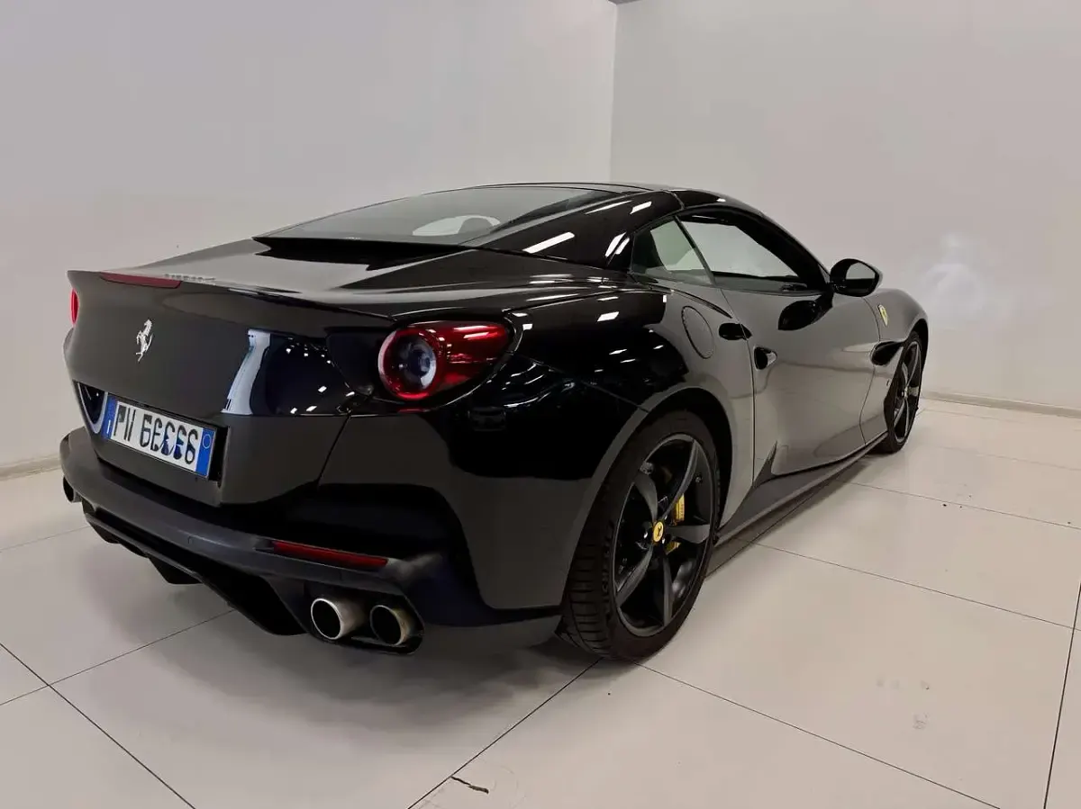 Usata Ferrari Portofino 600 CV (441 kW) 2019 Other Cabrio
