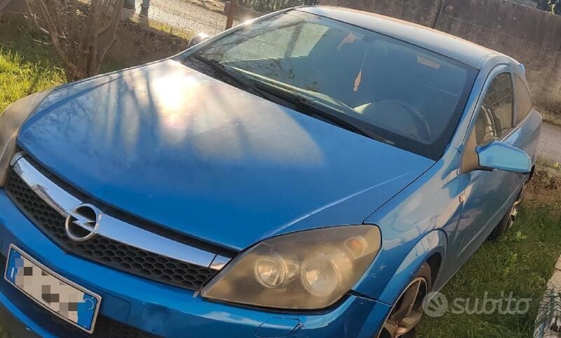 Usata Opel Astra 125 CV (91 kW) 2008 Blu Coupé