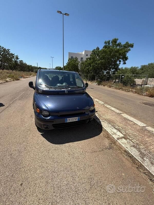 Usata 2004 Fiat Multipla Monovolume | 1500 € (Ottimo prezzo) - Immagine 1/4