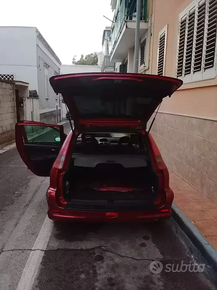 Usata Peugeot 206 88 CV (64 kW) 2006 Rosso Station wagon