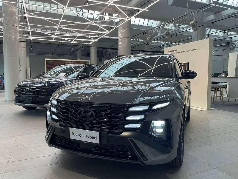 Usata Hyundai Tucson N Line 160 CV (117 kW) 2024 Shadow grey / black roof SUV