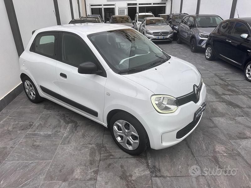 Usata Renault Twingo Life 65 CV (47 kW) 2022 Bianco Utilitaria