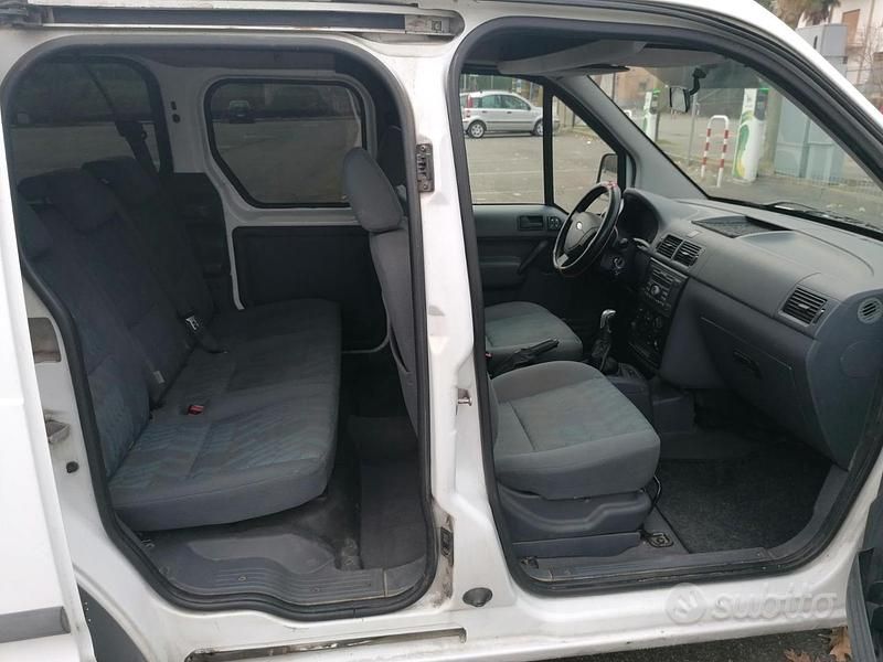 Usata Ford Tourneo Connect S 90 CV (66 kW) 2007 Bianco Monovolume