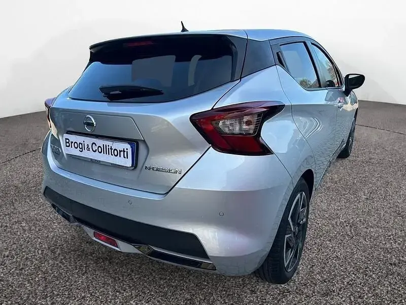 Usata Nissan Micra 92 CV (67 kW) 2023 Argento Utilitaria
