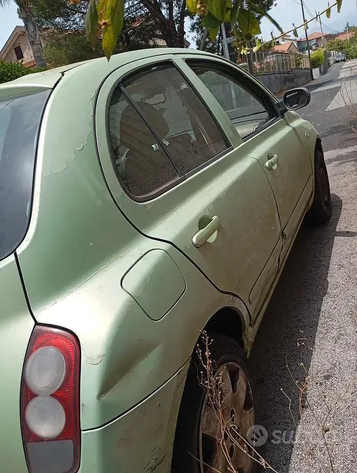 Usata Nissan Micra 82 CV (60 kW) 2005 Verde Berlina