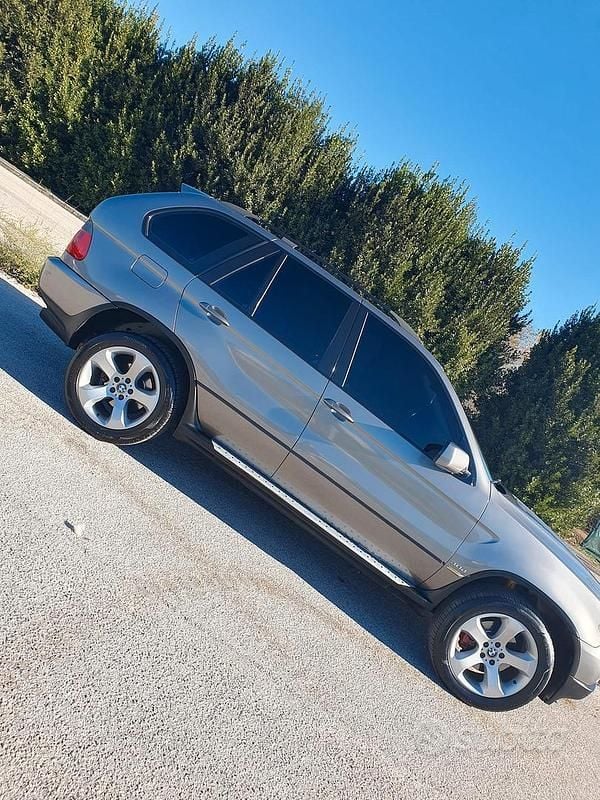 Usata 2004 BMW X5 SUV | 4200 € (Super prezzo) - Immagine 1/4