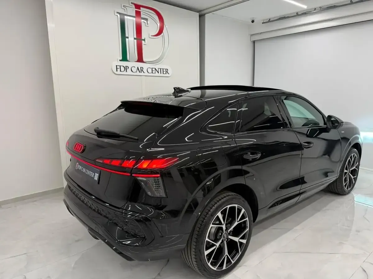 Nuova Audi Q3 Sportback S-Line 150 CV (110 kW) 2026 Nero SUV