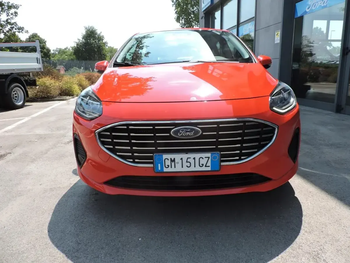 Usata Ford Fiesta Titanium 125 CV (91 kW) 2023 Rosso Utilitaria