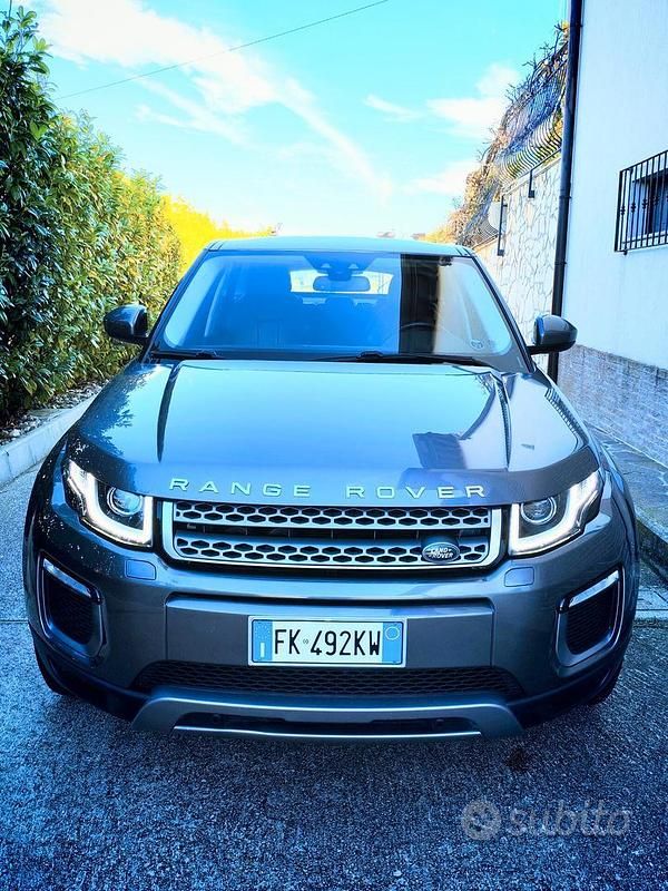 Usata Land Rover Range Rover evoque 150 CV (110 kW) 2017 Grigio SUV