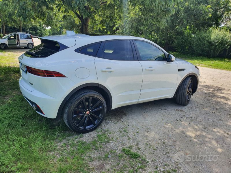 Usata Jaguar E-Pace R-Dynamic 200 CV (147 kW) 2020 Bianco SUV