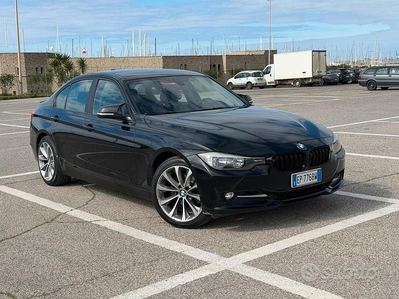 Usata BMW 316 Efficient Dynamics 116 CV (85 kW) 2012 Nero Berlina