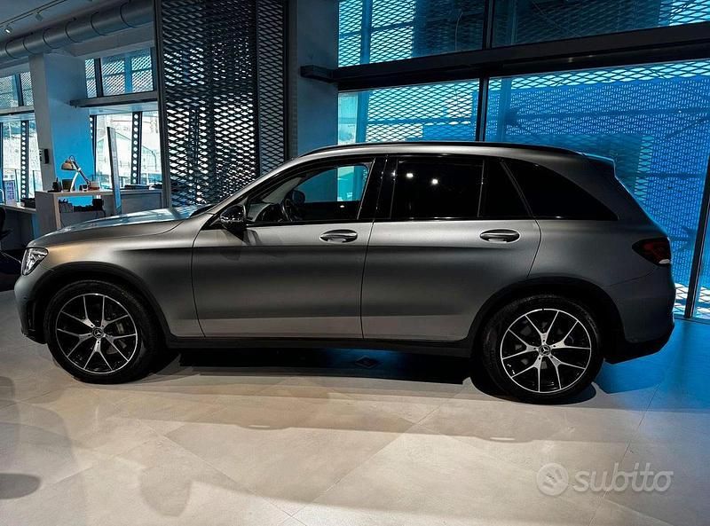 Usata Mercedes GLC300 Premium 245 CV (180 kW) 2020 Grigio SUV
