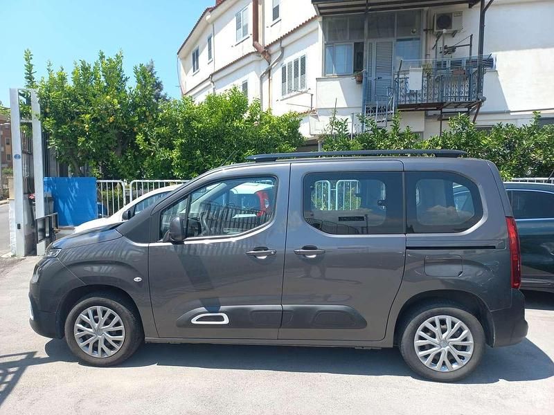 Usata Citroën Berlingo Rip Curl 102 CV (75 kW) 2021 Grigio scuro Monovolume