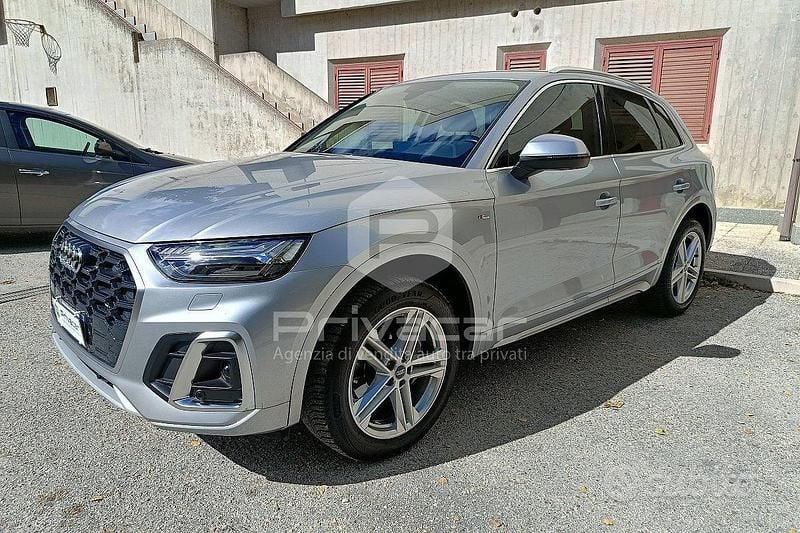 Grigio Usata 2021 Audi Q5 S-Line SUV | 38.300 € (Buon prezzo) - Immagine 1/4