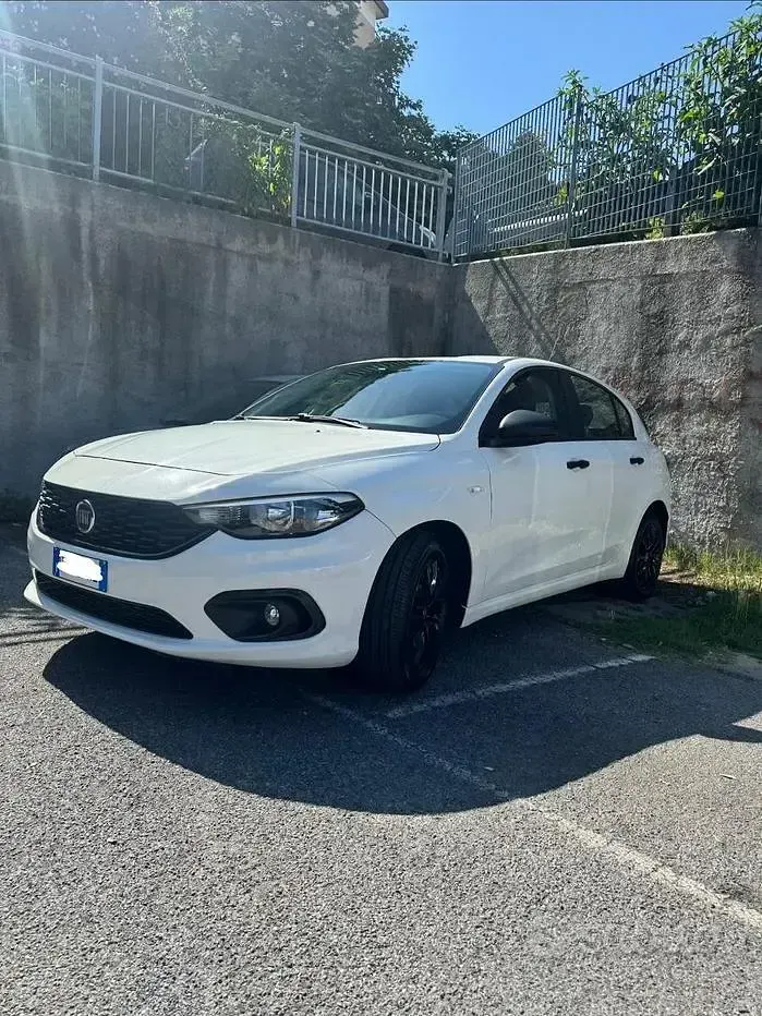 Usata Fiat Tipo Sport 95 CV (69 kW) 2018 Bianco Berlina