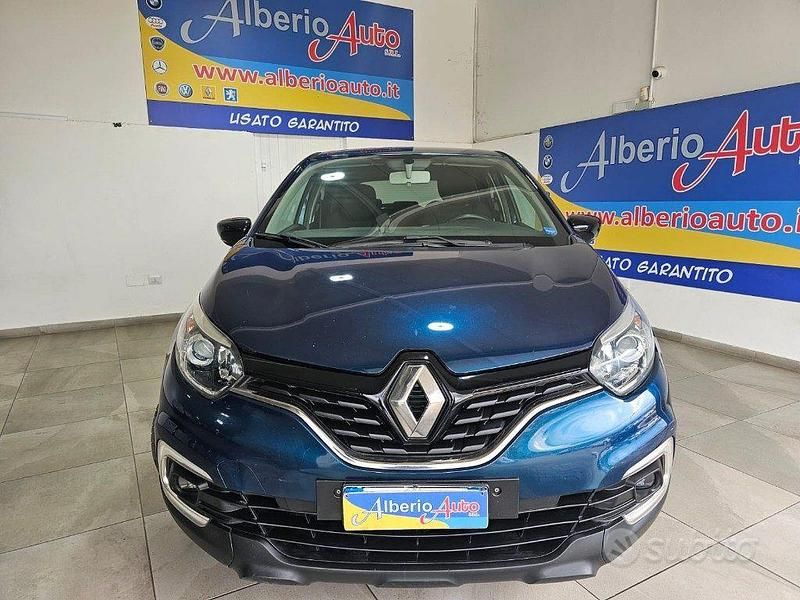 Usata Renault Captur 110 CV (80 kW) 2019 Blu SUV