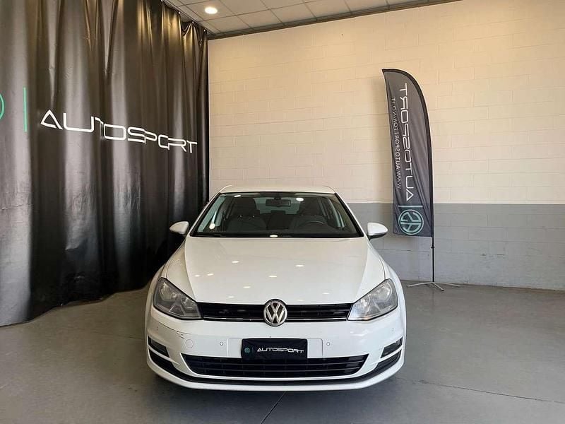 Usata VW Golf VII Comfortline 105 CV (77 kW) 2013 Bianco Utilitaria
