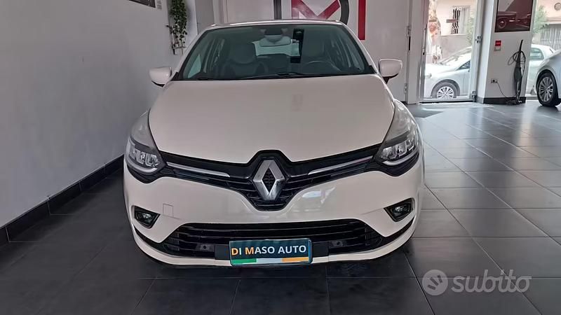 Usata Renault Clio IV Life 75 CV (55 kW) 2017 Beige Berlina