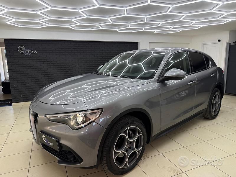 Grigio Usata 2019 Alfa Romeo Stelvio SUV | 21.999 € - Immagine 1/4