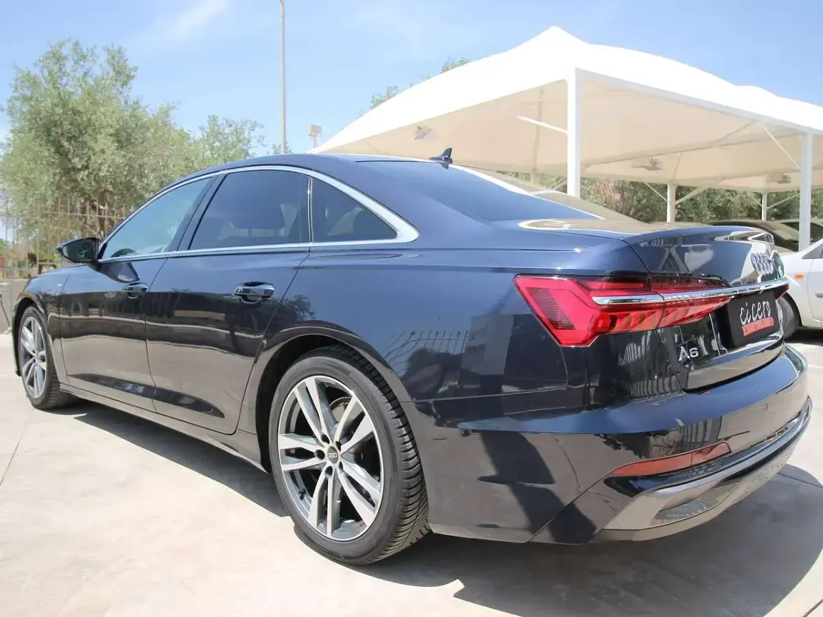 Usata Audi A6 S-Line 204 CV (150 kW) 2024 Blu firmamento Berlina