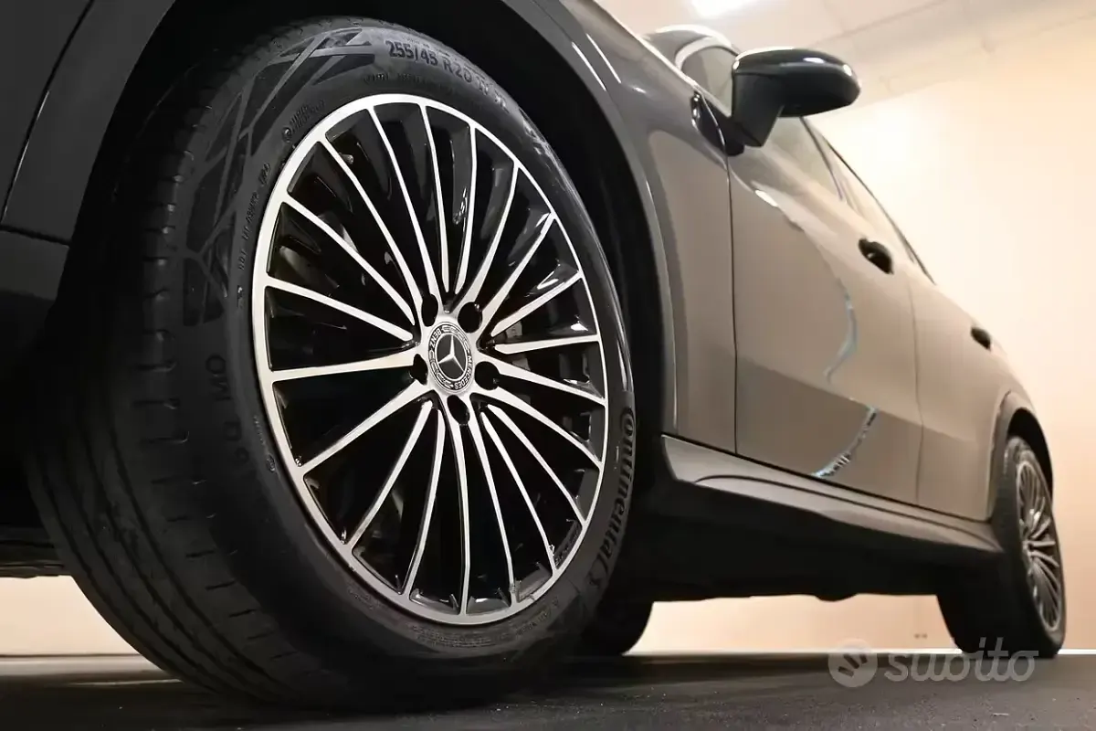 Usata Mercedes GLC220 AMG Line Premium 197 CV (144 kW) 2024 Blu SUV