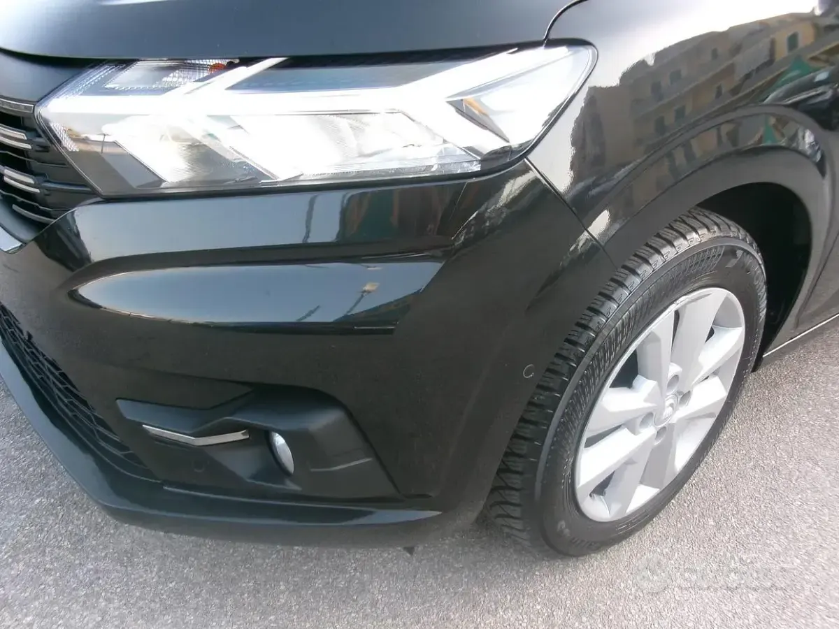 Usata Dacia Sandero 101 CV (74 kW) 2021 Nero Berlina