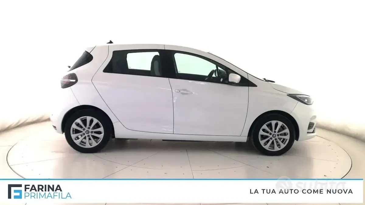 Usata Renault Zoe Zen 50 kW (69 CV) 2020 Bianco Utilitaria