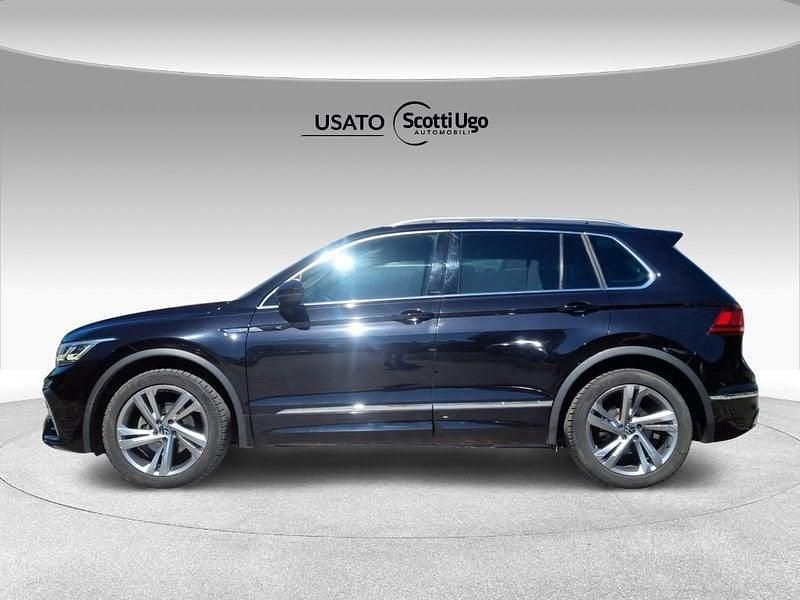 Usata VW Tiguan R-line 150 CV (110 kW) 2021 Nero SUV
