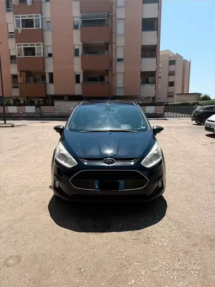 Usata Ford B-MAX 90 CV (66 kW) 2017 Bluazzurro Monovolume