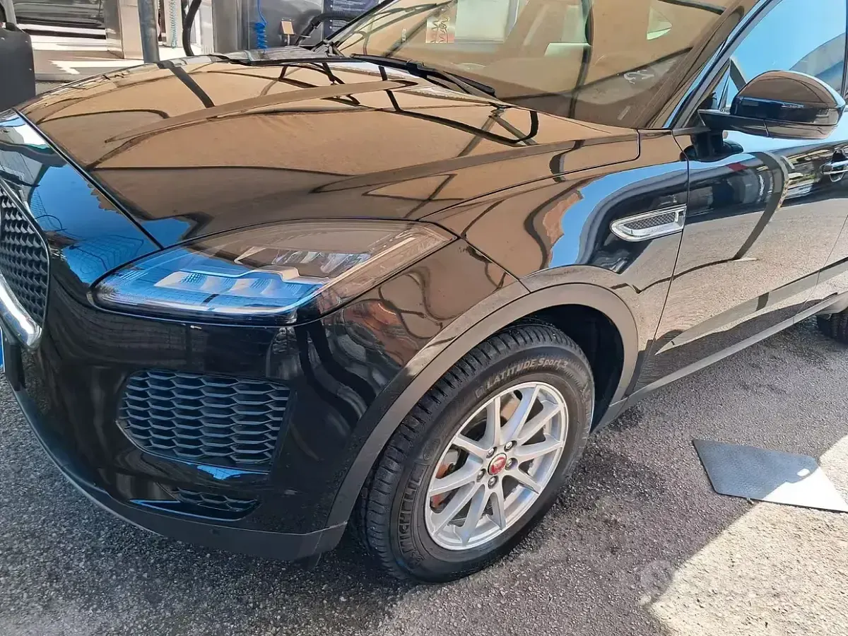Usata Jaguar E-Pace 150 CV (110 kW) 2019 Nero SUV