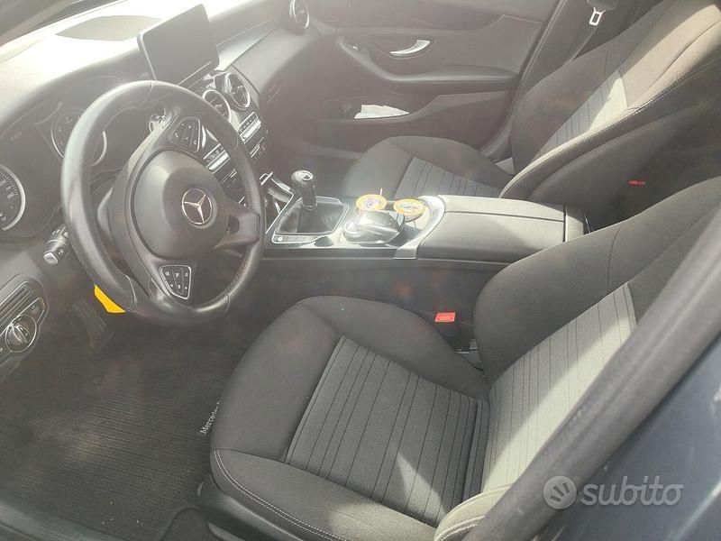 Usata Mercedes C200 Premium 136 CV (100 kW) 2017 Grigio Station wagon
