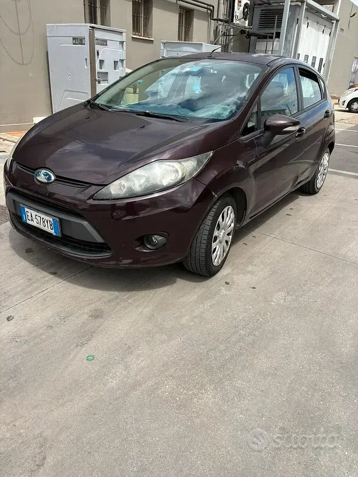 Usata Ford Fiesta 68 CV (50 kW) 2010 Utilitaria