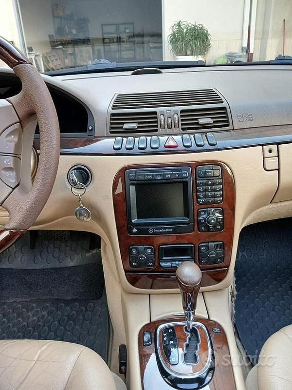 Usata Mercedes 320 2002 Nero Berlina