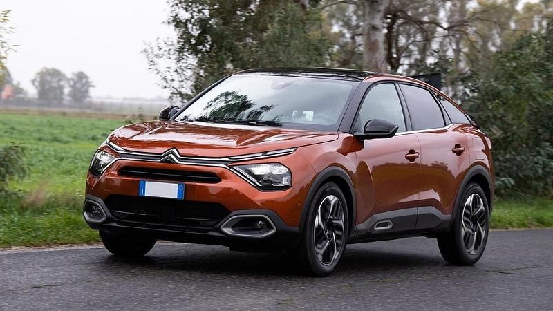 Nuova Citroën C4 PureTech 131 CV (96 kW) 2025 Eclipse blue Berlina