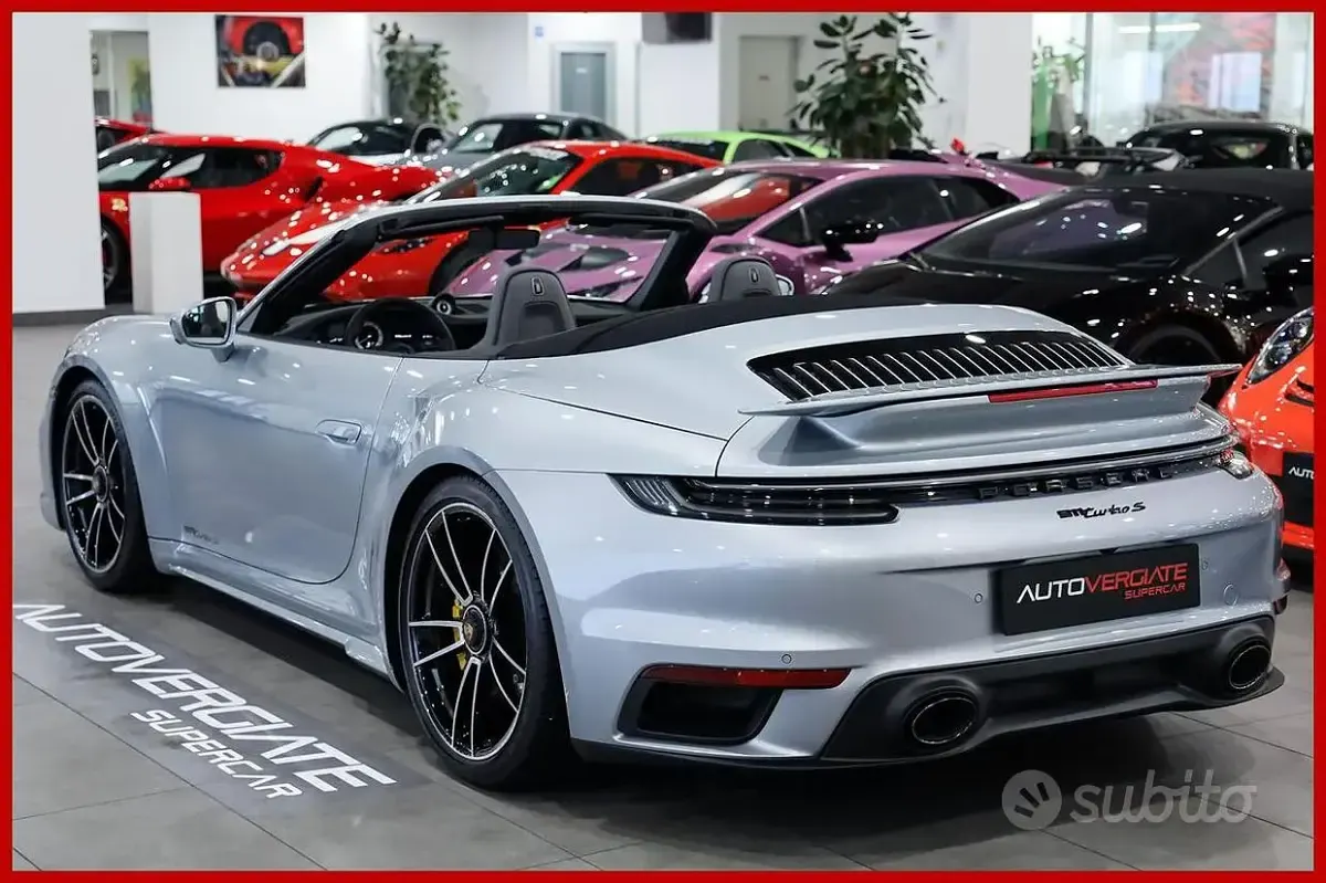 Usata Porsche 992 650 CV (478 kW) 2021 Cabrio
