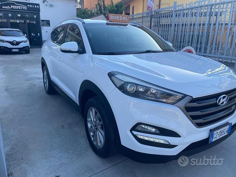 Usata Hyundai Tucson Comfort 116 CV (85 kW) 2016 Bianco SUV