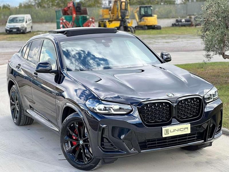 Blu Usata 2025 BMW X4 M Sport SUV | 57.499 € (Buon prezzo) - Immagine 1/4