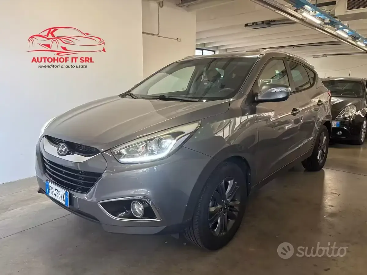 Usata Hyundai ix35 Xpossible 115 CV (84 kW) 2015 Grigio SUV