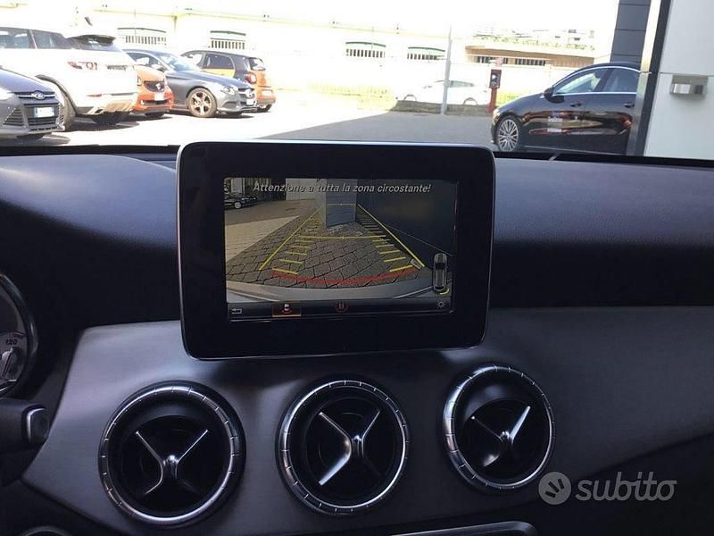 Usata Mercedes CLA200 Shooting Brake Premium 136 CV (100 kW) 2016 Argento Station wagon